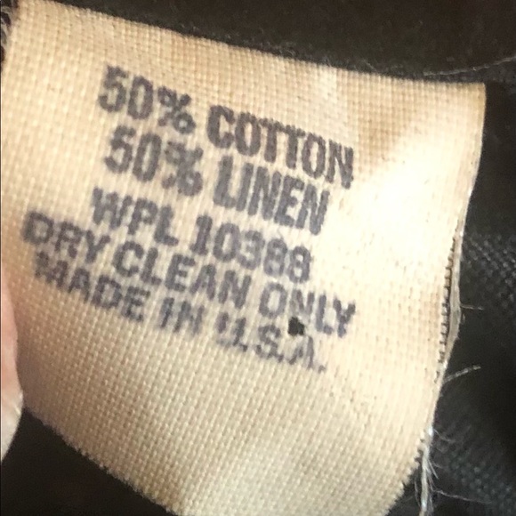 Allen Wah Short Sleeve Blouse, Size M, Great preowned condition - Picture 3 of 4